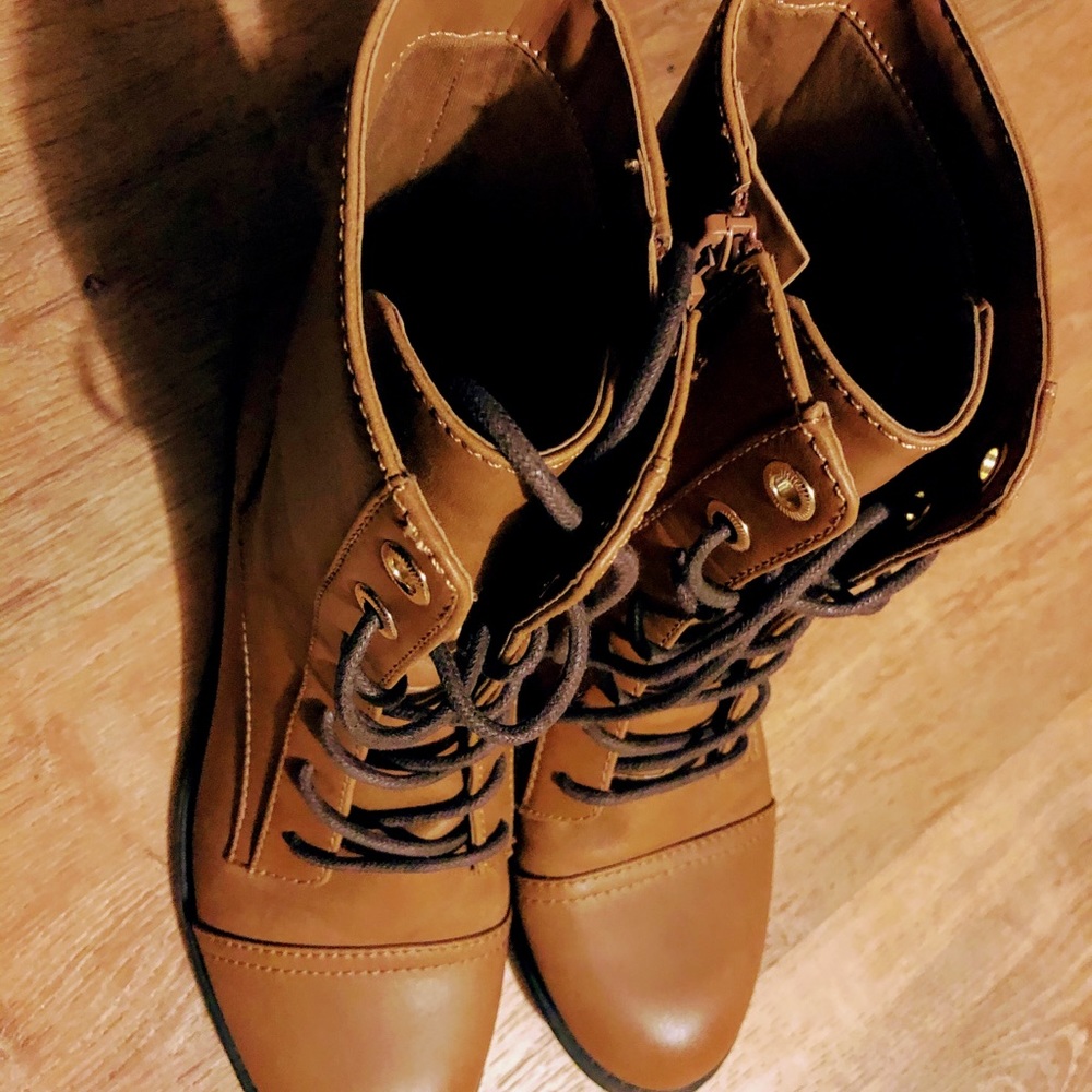 Aldo leather combat boots